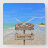 Retirement Starts Here! Sanibel Island Beach スクエア壁時計 (正面)