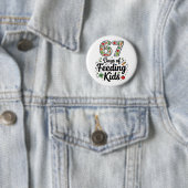 Retro 67 Days of Feeding Kids Lunch Lady Cafeteria 缶バッジ (インサイチュ)