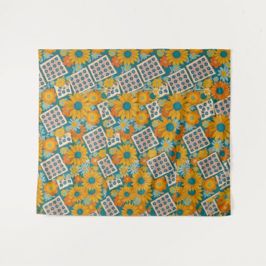 Retro 70s Floral Patchwork Pattern タペストリー (正面(横))