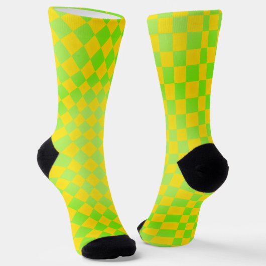 Retro 90s Mismatched Checkerboard Odd Socks ソックス (傾斜あり)