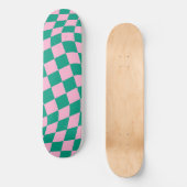 Retro Aesthetic Vibrant Pink Green Checkerboard スケートボード (正面)