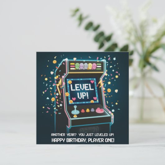 Retro Arcade-Themed Birthday - "Level Up!" Gamer カード (スタンド正面)