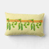 Retro Art Nouveau Pea Pods Pattern Frieze ランバークッション (裏面)