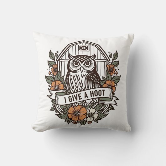 Retro barn owl 'I give a hoot' design クッション (正面)