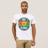 Retro Be Kind Smiley Face T-Shirt Tシャツ (正面フル)