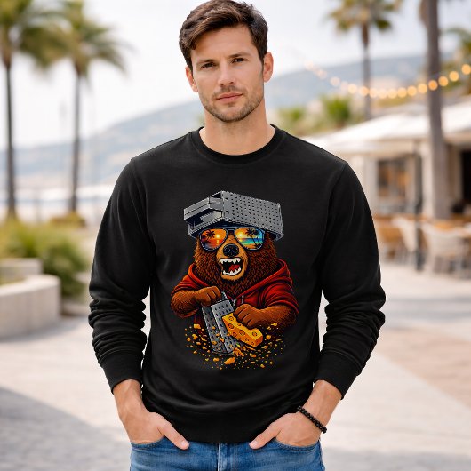 Retro Bear With Cheese Grater Hat and Sunglasses Tシャツ
