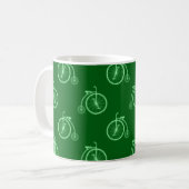 Retro Bicycle Pattern in Green Tones  コーヒーマグカップ (正面左)
