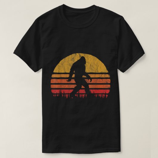 Retro Bigfoot Sunset Design Tシャツ (デザイン正面)