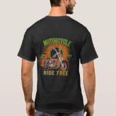 Retro Biker Freedom Flame Design - Motorcycle Enth Tシャツ (裏面)