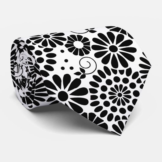 Retro Black and White Chic Folk Flowers Pattern ネクタイ (ロール)