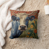 Retro Blue cow in sunflower garden クッション (ブランケット)