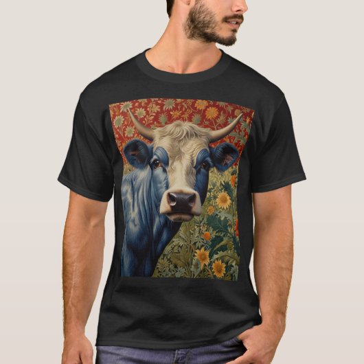 Retro Blue cow in sunflower garden Tシャツ (正面)