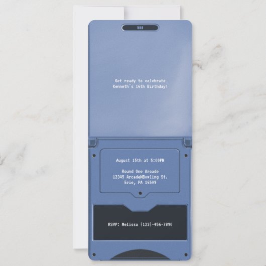 Retro Blue Handheld Gaming II Birthday Invitation 招待状 (裏面)