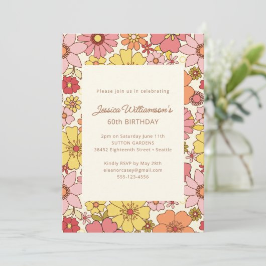 Retro Boho Pink Yellow Floral Groovy 60th Birthday 招待状 (スタンド正面)