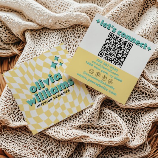 Retro Bold QR Code Groovy Checkered Boho Trendy スクエア名刺
