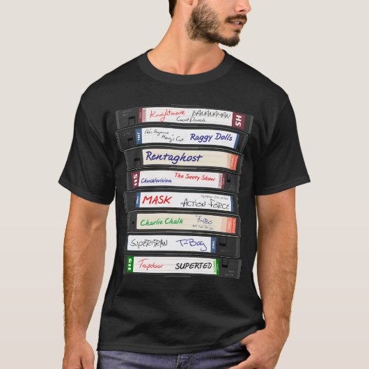 Retro British 80s TV Series VHS Video Cassettes Tシャツ (正面)