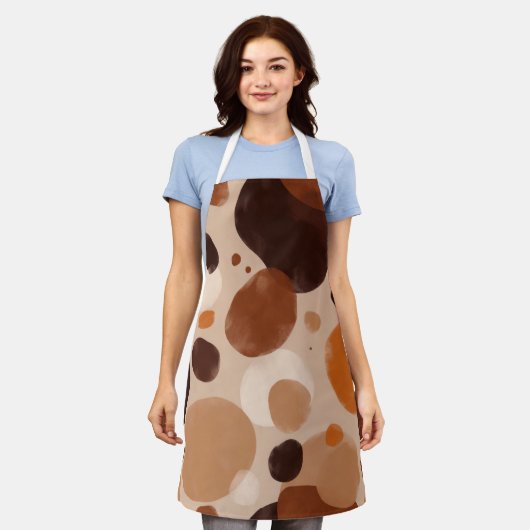Retro Brown Dot Pattern All-Over Print Apron エプロン (着用した状態)
