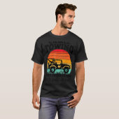 Retro Camel Towing Sarcastic Quotes Life Without M Tシャツ (正面フル)