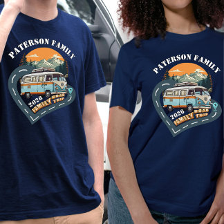 Retro Camper Van Family Road Trip Reunion Custom Tシャツ