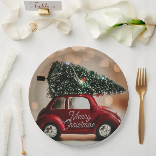 Retro Car Carrying Christmas Tree Paper Plates ペーパープレート (ウェディング)
