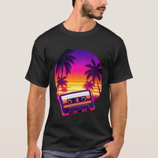 Retro Cassette Sunset Tシャツ (正面)