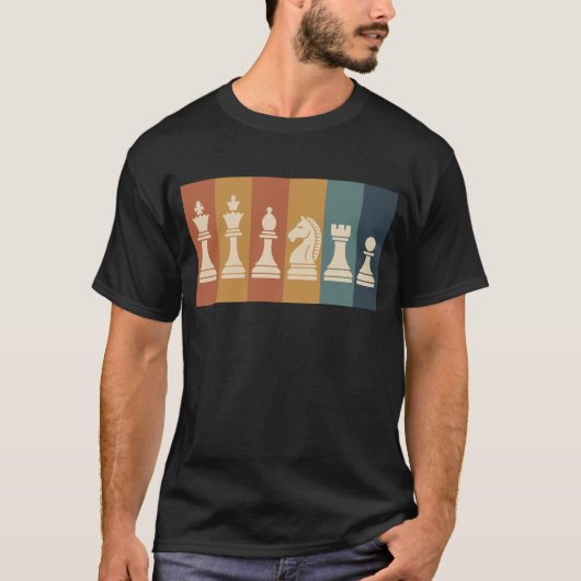 Retro Chess Pieces Color Block Art Tシャツ (正面)