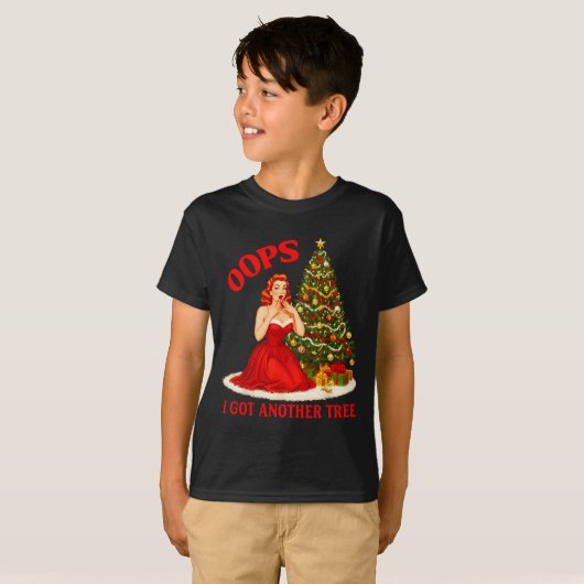 Retro Christmas Oops I Got Another Tree Funny Sayi Tシャツ (正面フル)