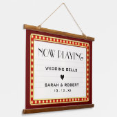 Retro Cinema Theater Marquee Sign Red Wedding 吊り下げ型タペストリー (傾斜あり)