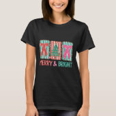 Retro Coquette Bow Merry And Bright Christmas Tree Tシャツ (正面)