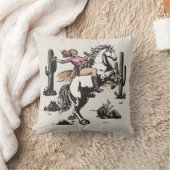 Retro Cowgirl Riding Horse Throw Pillow クッション (ブランケット)