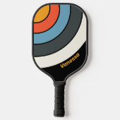 Retro Dark Rainbow Circle Stripe with Name ピックルボールラケット (裏面)