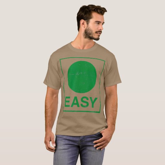 Retro Easy Skiing Sign Funny Ski Graphic Tシャツ (正面フル)