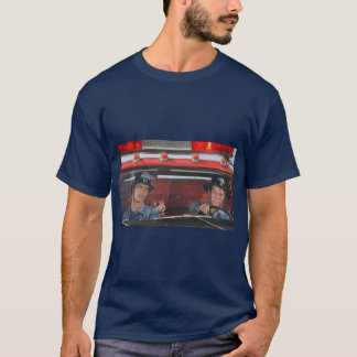Retro Emergency Rescue Squad Fire Department Desig Tシャツ