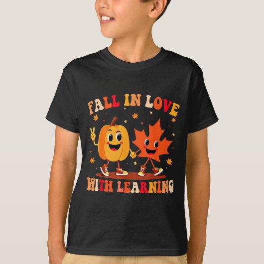 Retro Fall In Love With Learning Autumn Pumpkin Te Tシャツ (正面)