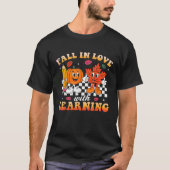 Retro Fall in Love with Learning Autumn Thanksgivi Tシャツ (正面)