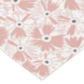 Retro Farmhouse Wildflower Large Scale Dusty Rose テーブルクロス (アングル)