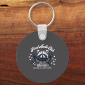 Retro Feral Aunts Club Raccoon Auntie Pregnancy An キーホルダー (正面)