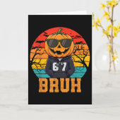 Retro Funny 67 Halloween Meme Bruh Cool Pumpkin He カード (黄色い花)
