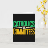 Retro Funny Trendy Sarcastic Saying Catholics Vs C カード (黄色い花)