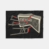 Retro Gaming Controller Old Gamer With Walker Funn フリースブランケット (正面(横))