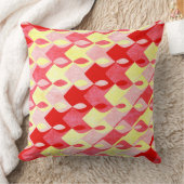 Retro Geometric Diamond Pattern Red, Pink & Yellow クッション (ブランケット)