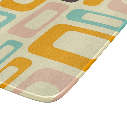 Retro geometric pattern in light beige background カッティングボード (角)