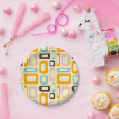 Retro geometric pattern in light beige background ペーパープレート (パーティー)