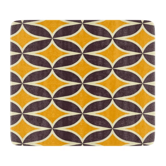 Retro geometric pattern yellow and brown leaf カッティングボード (正面)