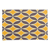 Retro geometric pattern yellow and brown leaf 枕カバー (正面右)