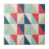Retro Geometric Red and Blue Triangles Pattern タイル (正面)