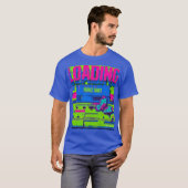 Retro Glitch Art Butterfly Loading Please Wait T-S Tシャツ (正面フル)