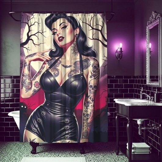 Retro Gothic Girl シャワーカーテン