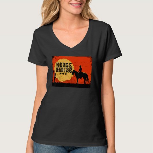 Retro Graphic Horse Lover Equestrian Rider Horses  Tシャツ (正面)