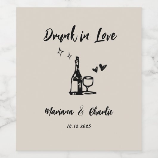 Retro Grey Hand Drawn Drunk in Love illustrated   ワインラベル (シングルラベル)